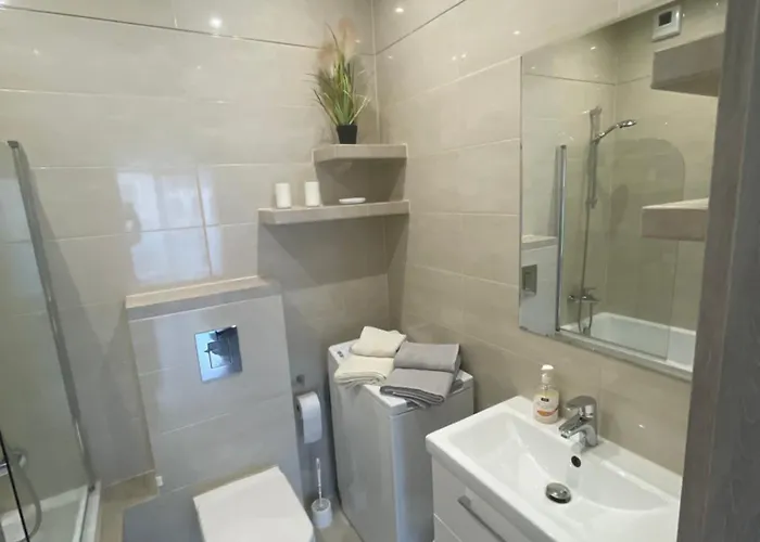 Komfort Kustronia I Garaz Balkon Wanna דירה *