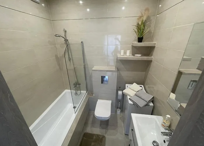 Komfort Kustronia I Garaz Balkon Wanna דירה